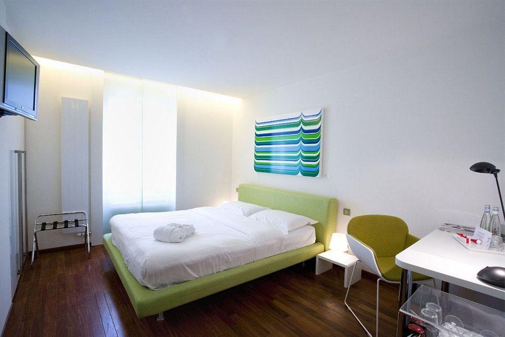 La Cour Des Augustins Boutique Gallery Design Hotel Geneve Rum bild