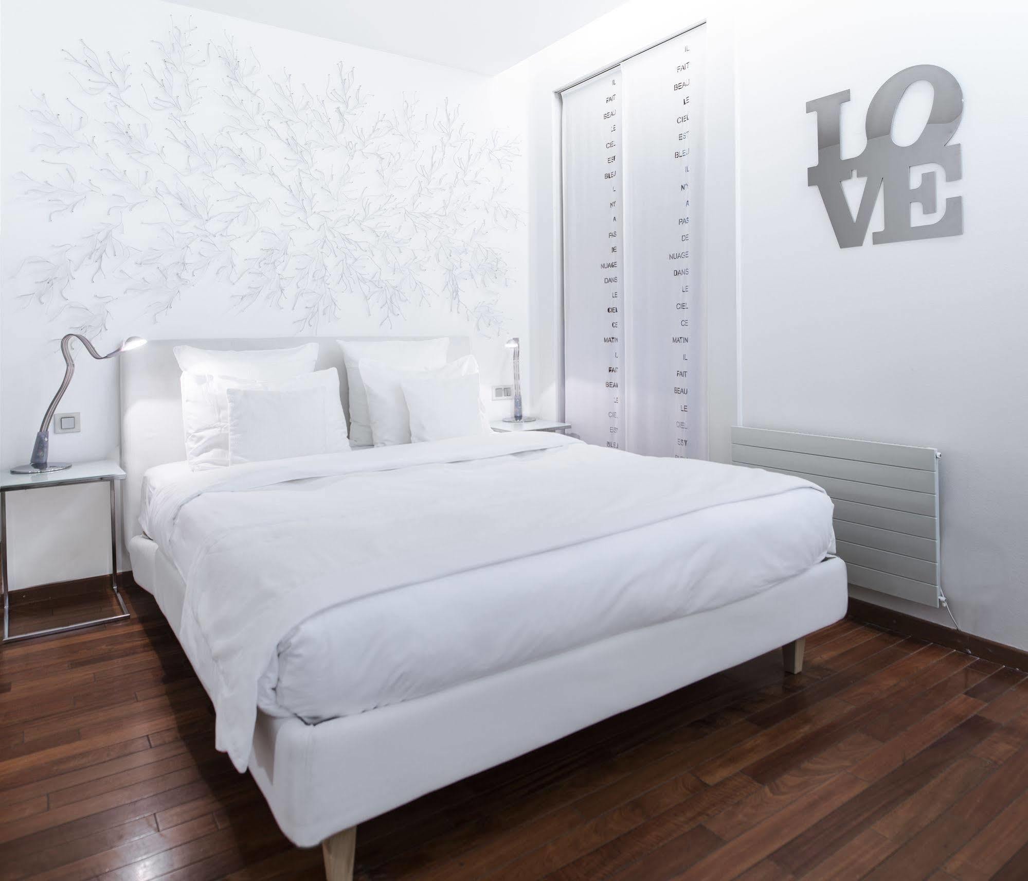 La Cour Des Augustins Boutique Gallery Design Hotel Geneve Exteriör bild