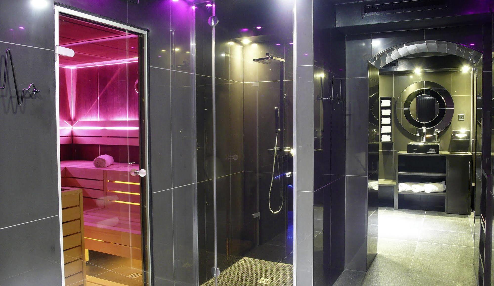La Cour Des Augustins Boutique Gallery Design Hotel Geneve Exteriör bild